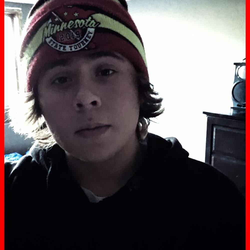 Meet your Posher, Ethan